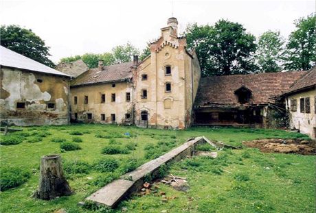 Pivovar v arelu hradu Rychmburk.