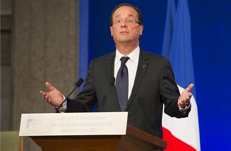 Francouzský prezident François Hollande na zasedání Francouzské ekonomické a