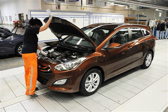 Hyundai zahjil v noovicch vrobu novho kombi, kter dopln nabdku modelu