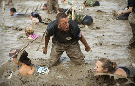 Bh se kadoron úastní vojáci, ale té civilisté. World Famous Mud Run jim...