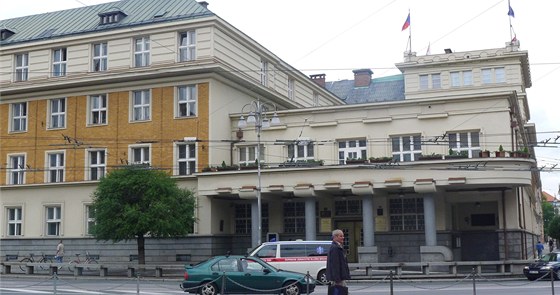 Registr vozidel se z Černé za Bory přestěhuje do budovy v centru Pardubic.