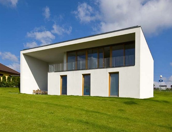 Architekt ideáln spojil praktickou stránku bydlení a estetickou formu. Tento