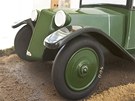 Na výstav je vidt i devný model úspného osobního vozu Tatra 11 (1923 