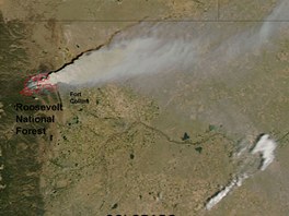 Snímek, který poskytla NASA, ukazuje satelitní pohled na poáry v Coloradu (10.