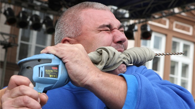 eský silák René "Golem" Richter na víkendovém festivalu rekord v Pelhimov