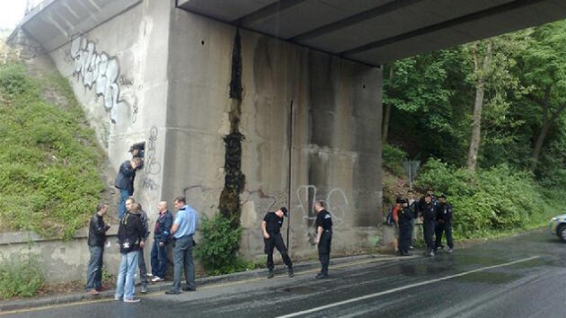 Viadukt v pražské Libni, kde policie našla tělo "hledače pokladů".
