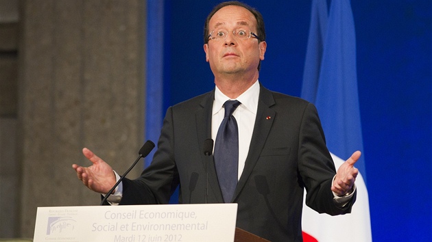 Francouzský prezident François Hollande na zasedání Francouzské ekonomické a