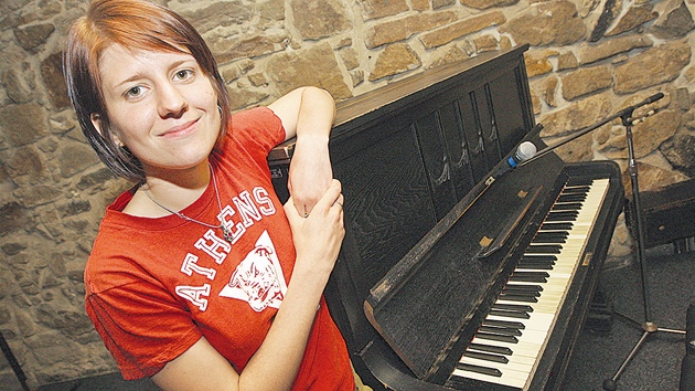 Na Vyehrad zazpívá i Markéta Irglová.