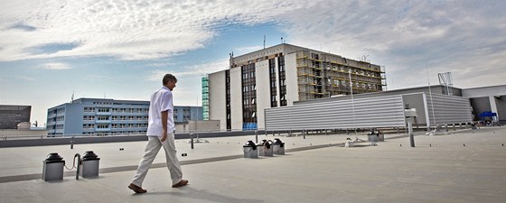 Stavba pavilonu urgentní a intenzivní pée v jihlavské nemocnici se prodraí o...