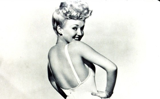 Perla pin-up modelek Betty Grable