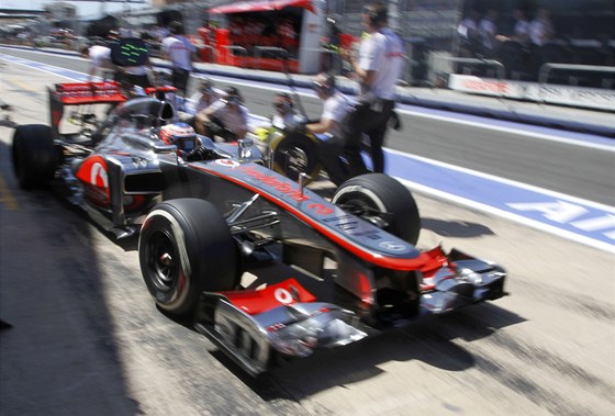 Jenson Button s vozem McLaren