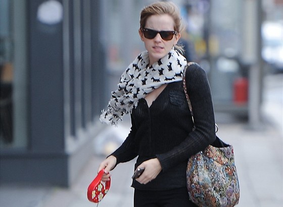 Emma Watsonová vzbudila pohorení, kdy venila rového psa.