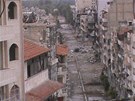 Rozstílené ulice msta Homs (22. ervna 2012)