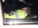 Spící policisté v dodávce u erpací stanice na 89. kilometru dálnice D1 v