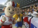 HEJ, POJTE SEM! Fanouci na Olympijském stadionu v Kyjev se ped tvrtfinále