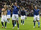 JSME VE FINÁLE! Italtí fotbalisté se radují z vítzství 2:1 nad Nmeckem v