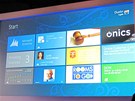 Plocha Windows 8 s aplikacemi pro firemní zákazníky(omluvte sníenou kvalitu