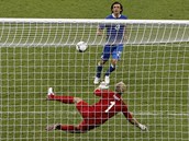 VROVICK DLOUBK PO ITALSKU. Andrea Pirlo ve tvrtfinle Eura vychytrale