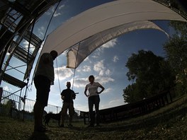 Letní kino na Dobráku zahájilo 27. června 2012 v Brně promítání