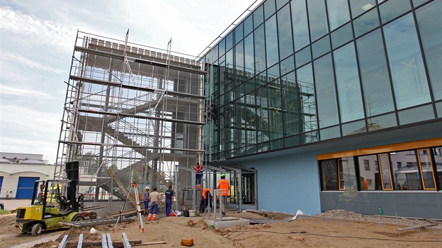 Stavba pavilonu urgentní a intenzivní péče v jihlavské nemocnici se prodraží o 4,5 milionu (19. červen 2012)