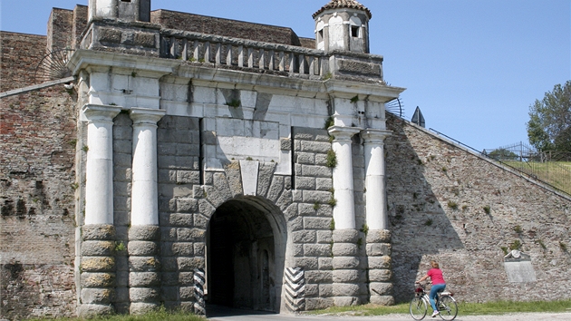 Porta Cividale, vchodn kl od Palmanovsk pevnosti