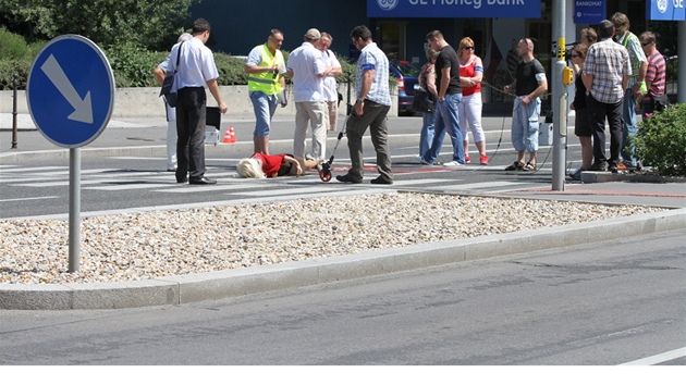 Rekonstrukce nehody lobbisty Janouka v praské Vyskoilov ulici (23. ervna...