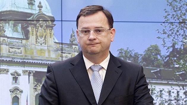 Premir Petr Neas na tiskov konferenci k souasn politick situaci (18. dubna 2012)