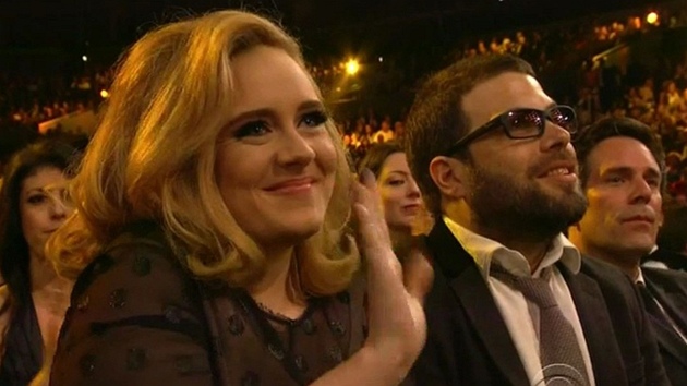 Adele s pítelem Simonem Koneckim (2014)