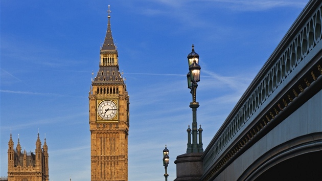 Slavná hodinová v v Londýn pezdívaná hovorov Big Ben