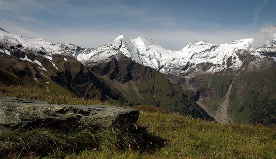Vysoké Taury - Rozhled z Hochalpenstrasse - pocukrované vrcholky Vysokých Taur