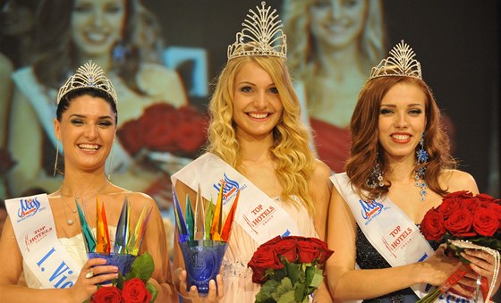 Miss Deaf World 2012 je Karin Keuterová z Nmecka. První vicemiss se stala...