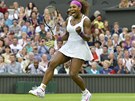RADOST. Serena Williamsová slaví postup do semifinále Wimbledonu.