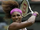 CO TEN ÚES? Serena Williamsová v semifinále Wimbledonu proti Victorii