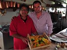 éfkucha Emanuele Ridi s italským producentem rýe carneoli a bedýnkou malých...