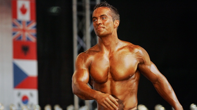 Jan Pálení�ek b�hem Mistrovství sv�ta 2012 v naturální kulturistice a fitness.