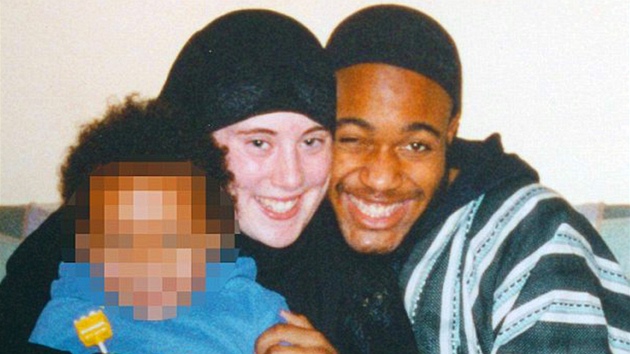 Samantha Lewthwaite na archivním snímku s Jermainem Lindsayem 