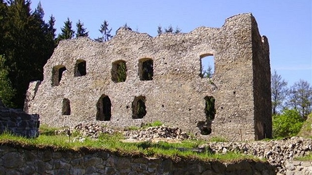 Zřícenina hradu Rokštejn na Jihlavsku.