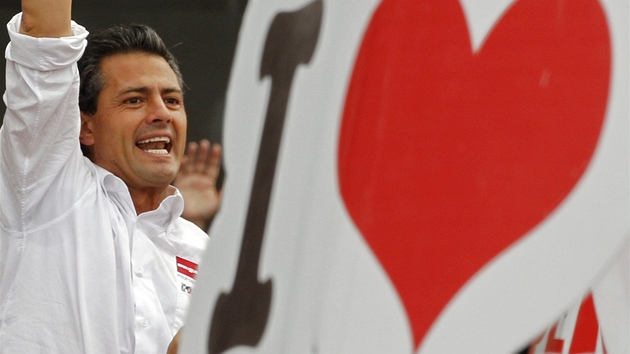 Enrique Pena Nieto z mexické Revolu�ní institucionální strany (PRI) na