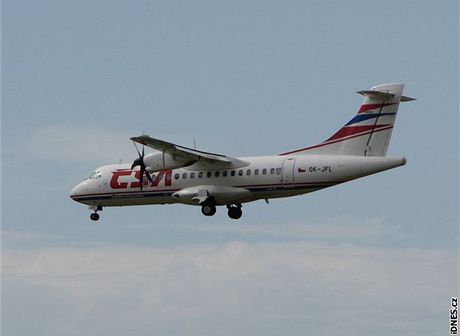 ATR 42/72 SA eské aerolinie - letit Ruzyn - letadlo - aerolinie - aerolinky