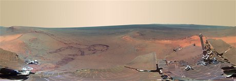 Panoramatický snímek povrchu Marsu poízený sondou Opportunity