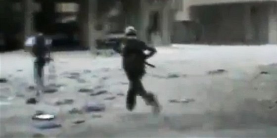 Bitvu o Damaek zachytili povstalci na amatérských zábrech