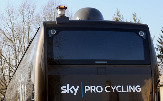 Autobusový speciál cyklistického Teamu Sky.