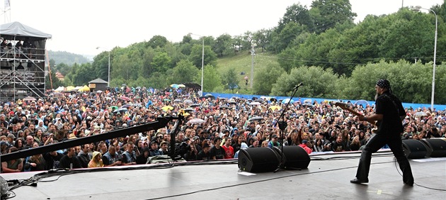 Leto�ní ro�ník Masters of Rock se je�t� ve Vizovicích uskute�ní, p�í�tí rok se ale m��e festival st�hovat.