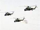 Helikoptéry syrské armády na leteckém cviení