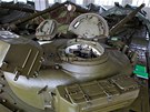 Posádka v Raníov na Jihlavsku skladuje nkolik desítek tank T-72, které...