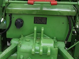 Historické traktory na p�ehlídce veterán� v Chebu