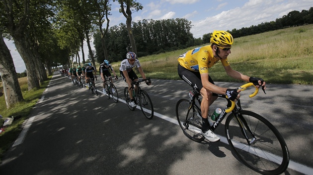 lutý Bradley Wiggins v prbhu 10. etapy Tour de France