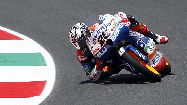 Vítz Velké ceny Itálie ve tíd Moto3 Maverick Viales ze panlska.