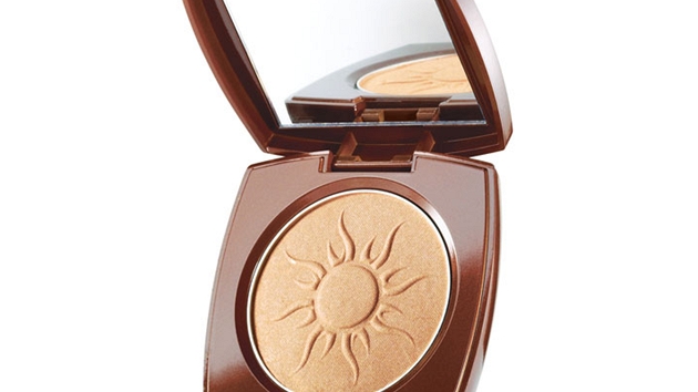 Kompaktn bronzov pudr Glow, Avon, 279 korun