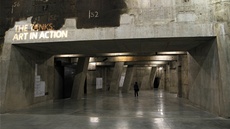 Galerie Tate Modern p�edstavuje um�ní v nádr�ích na topný olej